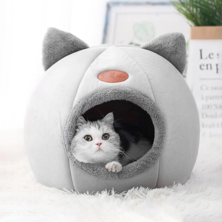 Deep Sleep Cozy Winter Cat & Small Dog Bed
