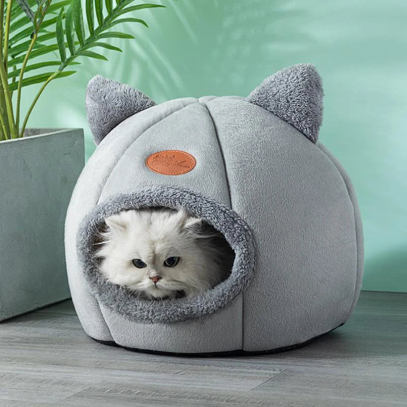 Deep Sleep Cozy Winter Cat & Small Dog Bed