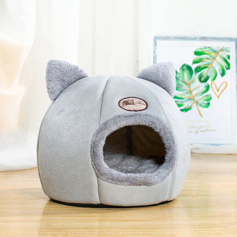 Deep Sleep Cozy Winter Cat & Small Dog Bed
