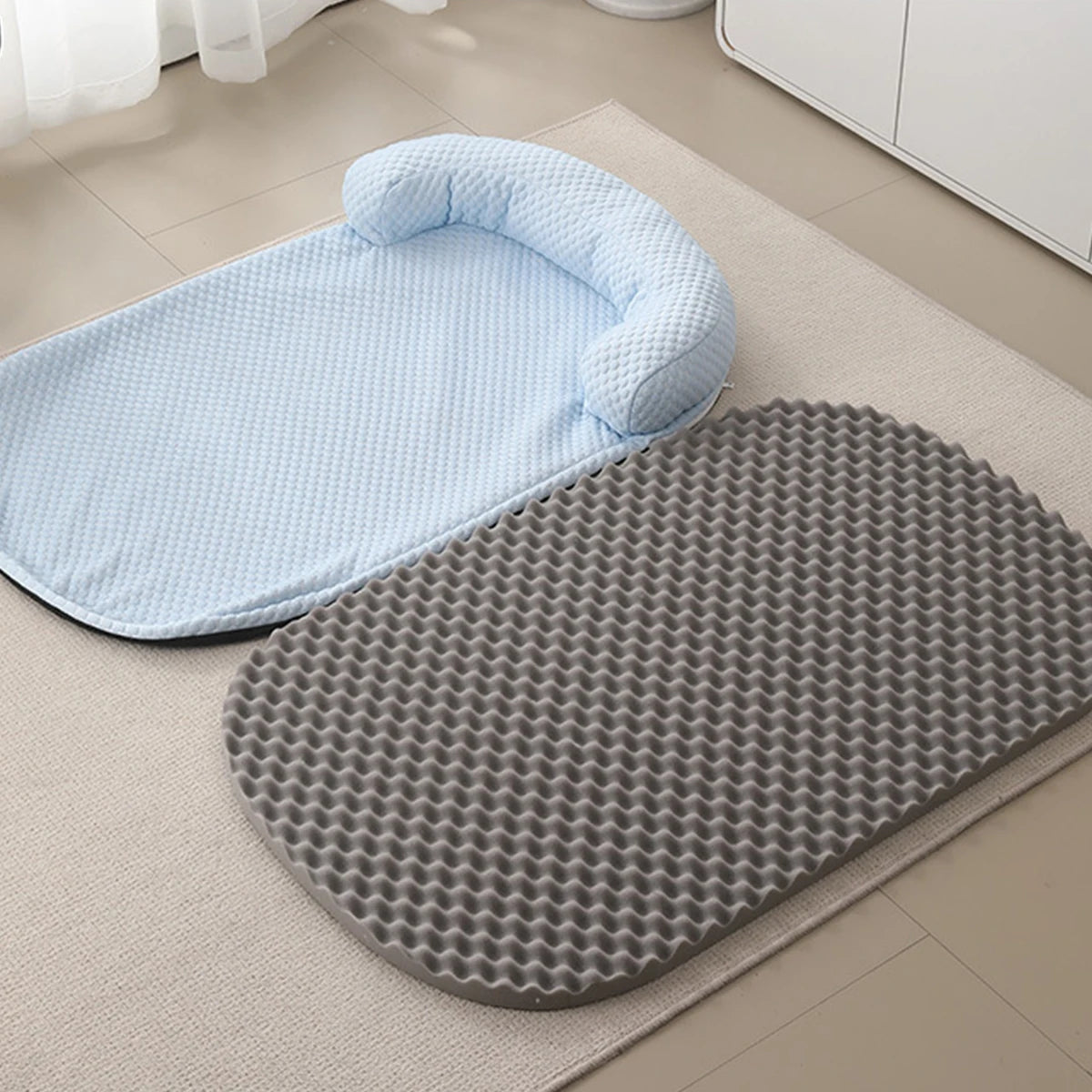 Breathable Cooling Dog & Cat Bed – Ice Silk Fabric with Pillow