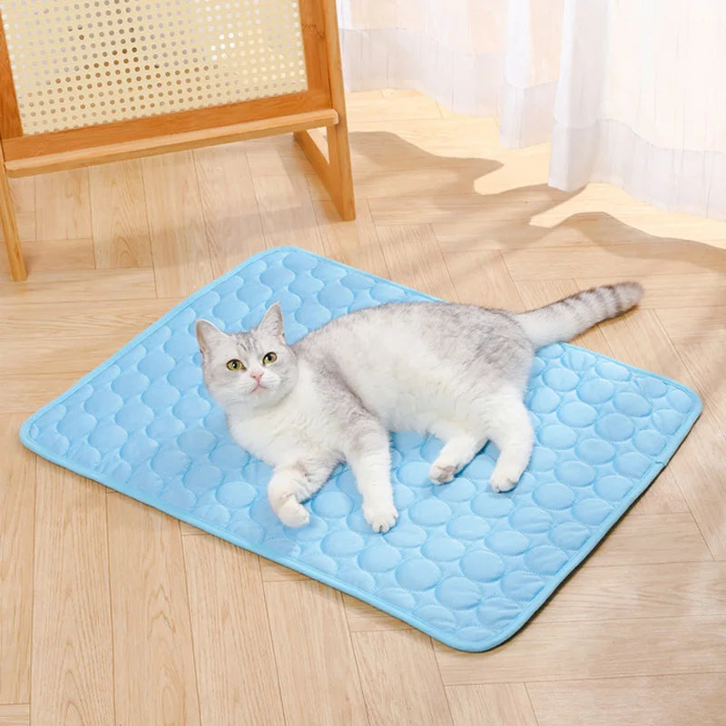 Cooling Pet Bed Mat – XL Washable Summer Pad for Dogs & Cats