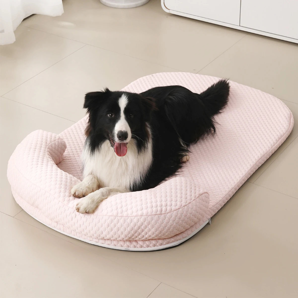 Breathable Cooling Dog & Cat Bed – Ice Silk Fabric with Pillow